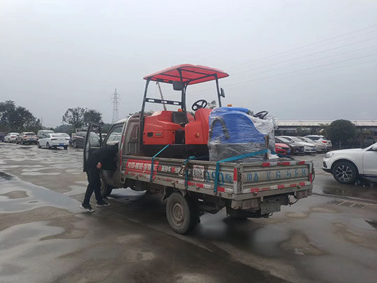 電動(dòng)駕駛式掃地機(jī)價(jià)格幾何,值得購(gòu)買嗎